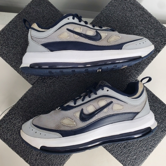 Nike Shoe Men's 9.5 Air Max AP Gray Navy White CU4826-005 - Picture 10 of 11